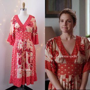 SALE✨As Seen On Sophie On Music & Lyrics (Drew Barrymore Movie) Kimono Dress